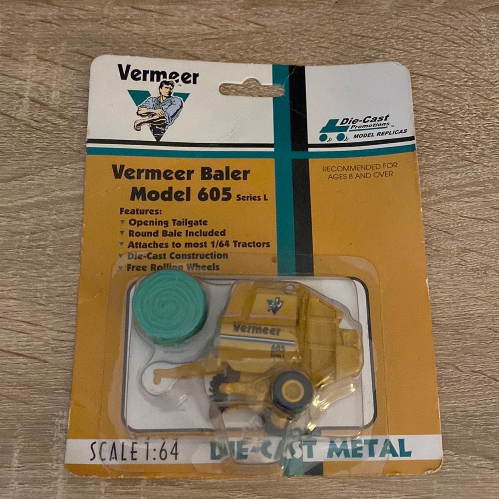 Vermeer baler die cast toy vintage